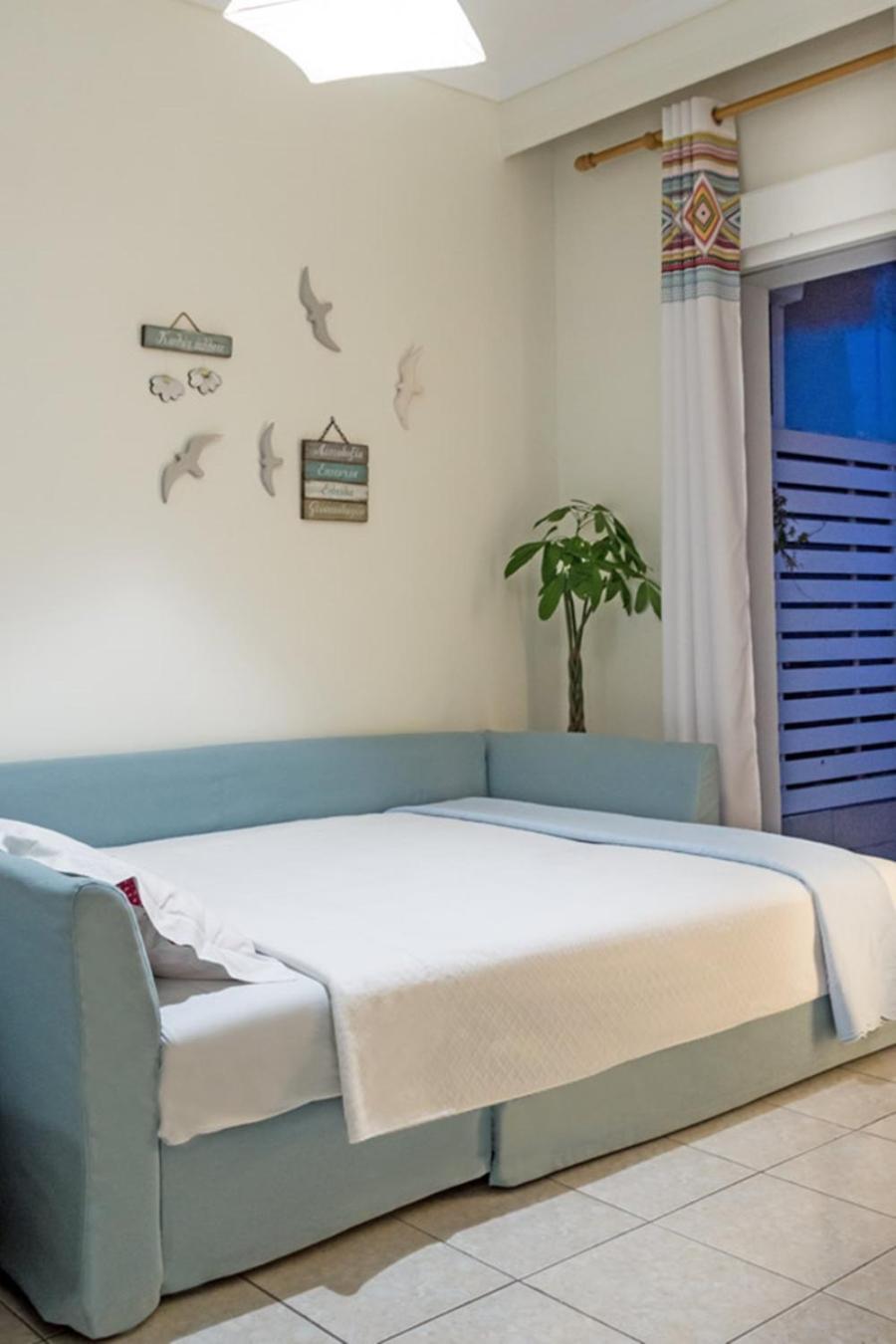 Opalio Seaview Apartment PalaiónTsiflíkion 外观 照片