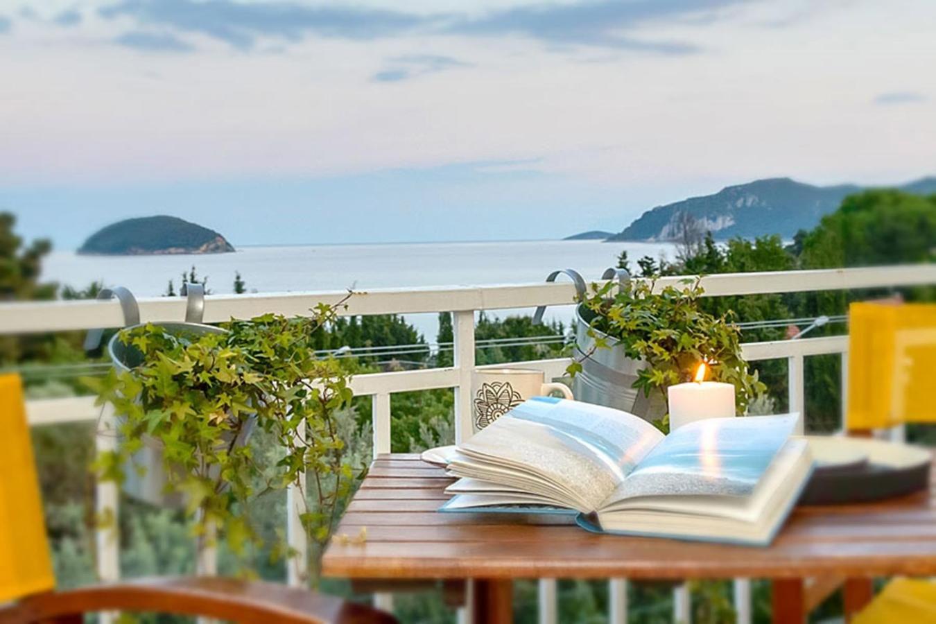 Opalio Seaview Apartment PalaiónTsiflíkion 外观 照片